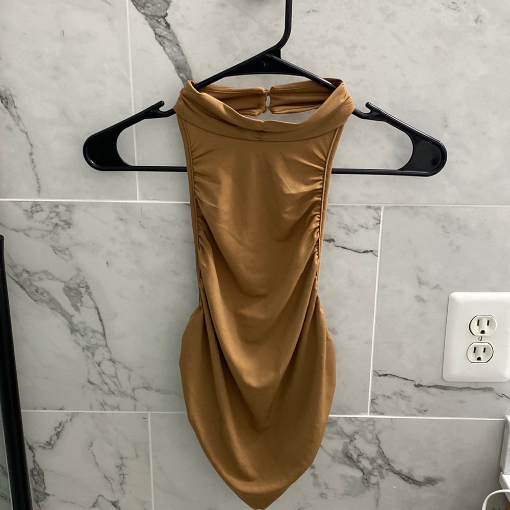 NWT HALTER TOP